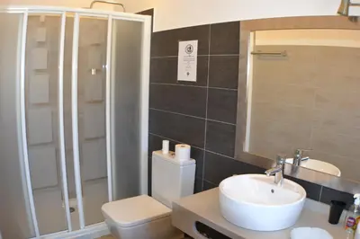 Un baño de Casas Maria Carmona