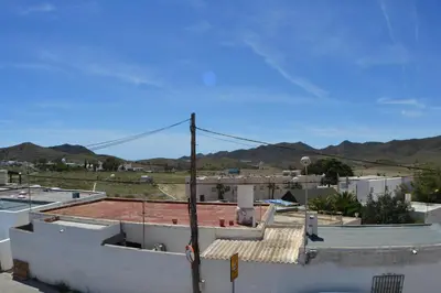 Vista general de una montaña o vista desde la casa o chalet