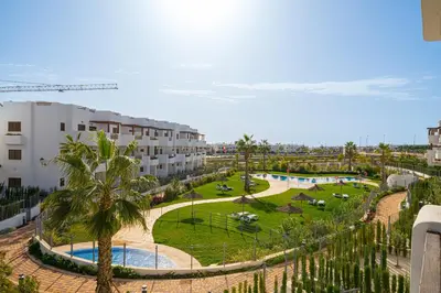 Piscina en o cerca de Dorval