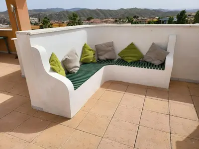 Un balcón o terraza de Private Pool- Rooftop Terrace & Bbq- AirCon