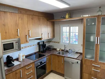 Una cocina o zona de cocina en Las Marinas