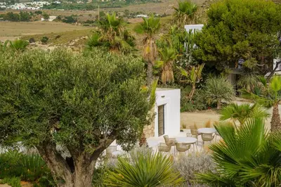 Paisaje cerca of this country house