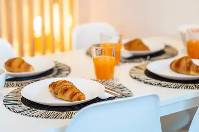 Comida en o cerca de este apartamento
