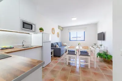 Una cocina o zona de cocina en Apartamentos Lizamar San José Cabo de Gata