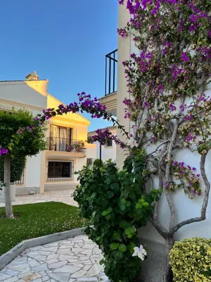 Jardín al aire libre en Dos Hermanas Vera Coast