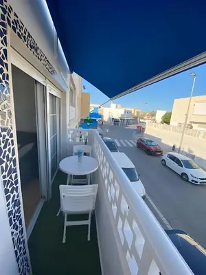 Un balcón o terraza de Cabo de Gata Suites a 1 min de la playa, 2 Hab y terraza