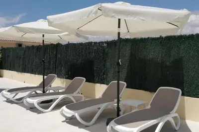 Plano de Villa - Sleeps 4 - Pool - Patio - Parking