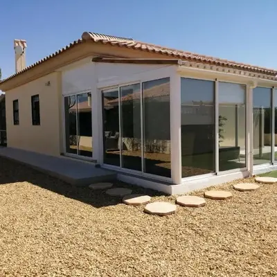 Villa - Sleeps 4 - Pool - Patio - Parking
