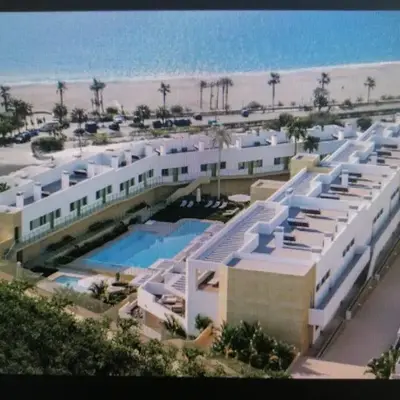 Premier Escape on the Sea Edge