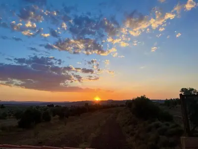 Amanecer o atardecer desde la casa o chalet o alrededores