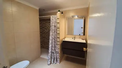 Un baño de APARTAMENTO CON PISCINA EN MOJACAR PLAYA