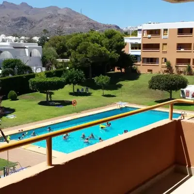 APARTAMENTO CON PISCINA EN MOJACAR PLAYA