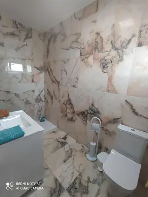 Un baño de La Casa de las Tejas Verdes