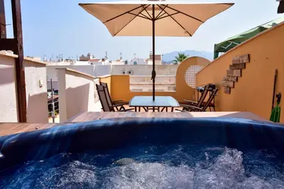 Piscina en o cerca de Manzanilla Penthouse Private Jacuzzi & 5min Beach