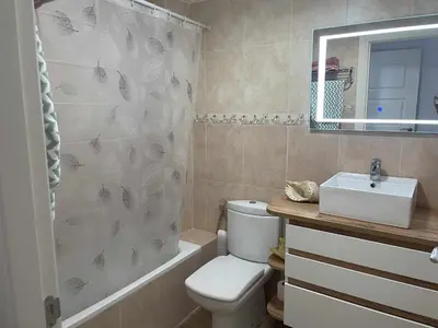 Un baño de Clauadris Home ideal para familias