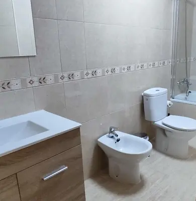 Un baño de CASA GARIJO - San Juan de los Terreros