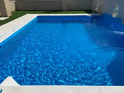 Piscina en o cerca de Moderno apto con vistas al puerto, aire acondicionado,wifi,piscina,fácil aparcamiento