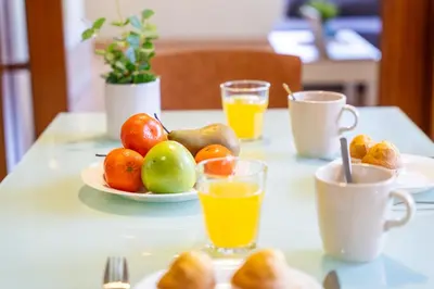 Comida en o cerca de este apartamento