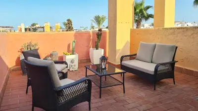 Zona de estar de Vera Vistas: Espléndido ático con terraza de 55m2