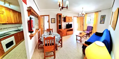 Una cocina o zona de cocina en Apartamento bajo VERAMAR 2 2ª línea 500 m de la playa