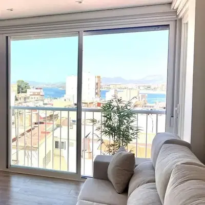 Apartamento moderno centro Aguilas 150m playa