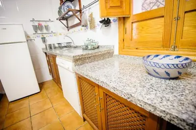 Una cocina o zona de cocina en Casa Rural El Olivo. Alpujarra.