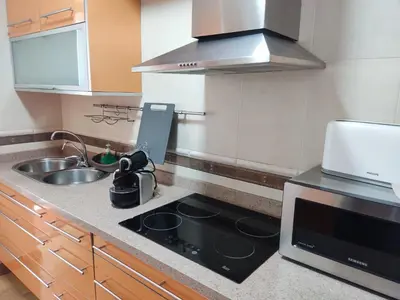 Una cocina o zona de cocina en piso 3 habitaciones urbanizacion