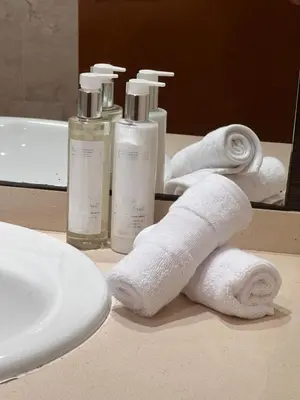 Un baño de Apartamento exclusivo con vistas a la piscina
