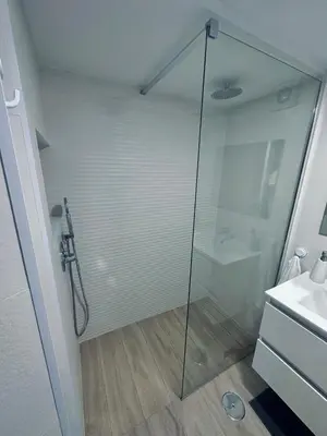 Un baño de Apartamentos Arraez