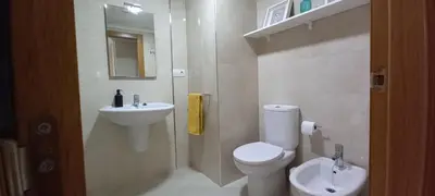 Un baño de Apartamento El Zapillo II