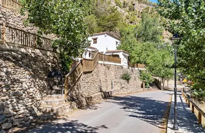 Paisaje cerca of this country house