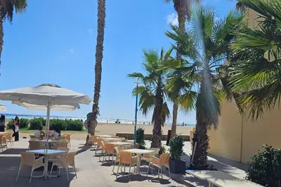 Playa de o cerca de este apartamento