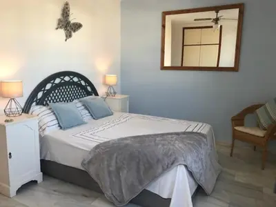Cama o camas de una habitación en La Mata Penthouse - Mojacar - 3 bedroom - sleeps 6 - R036