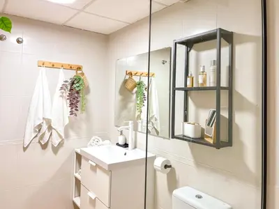 Un baño de Chalet con Piscina privada y Suite de lujo