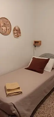 Cama o camas de una habitación en Mawilec, centre, plage, port, garage