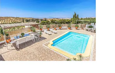 Piscina en o cerca de Casa Triana