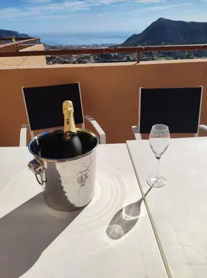 Vista general de una montaña o vista desde el apartamento