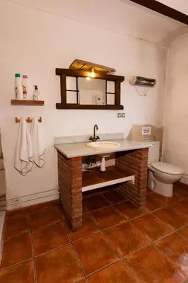 Un baño de Cuevas el Balcón de Orce