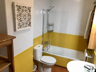 Un baño de Apartamento de Carboneras - Terrazas y Vistas
