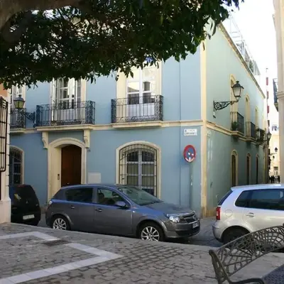 APARTAMENTO EXCLUSIVO EN EL CASCO HISTORICO