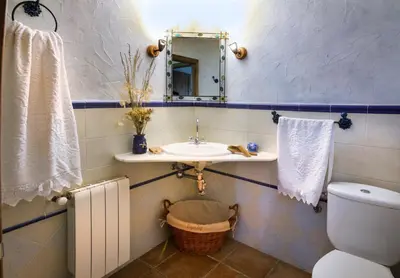 Un baño de romantic house for 2 or 4 people with jacuzzi