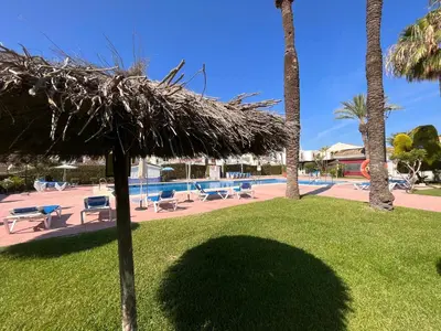 Piscina en o cerca de Luna Dorada Vera Playa- bajo