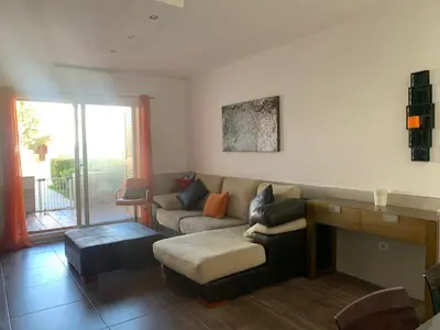 Zona de estar de APARTAMENTO LAS MARINAS MENOS DE 100M DE LA PLAYA WIFI-SMART TV