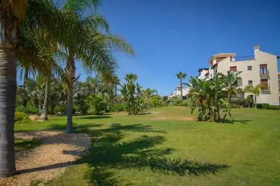 Jardín al aire libre en Mediterranea 3 Vera Playa Jardines tus momentos junto al mar