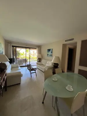 Cama o camas de una habitación en Apartamento con jardín privado y vistas al lago,Valle del Este Golf Agv