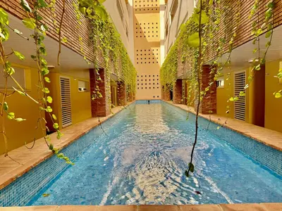 Piscina en o cerca de Apartamento con vistas al mar en urbanización de lujo Almerimar