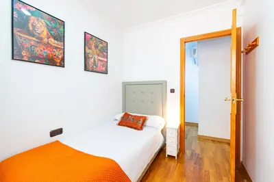 Cama o camas de una habitación en Plaza España y Playa La Colonia - by Aloha Palma