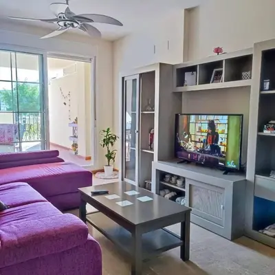 Una televisión o centro de entretenimiento en Residencial Vereda Golf