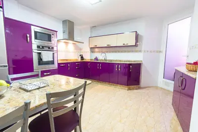 Una cocina o zona de cocina en Playa de Levante, Céntrico y Parking - by Aloha Palma