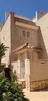 Edificio en el que se encuentra el apartamento